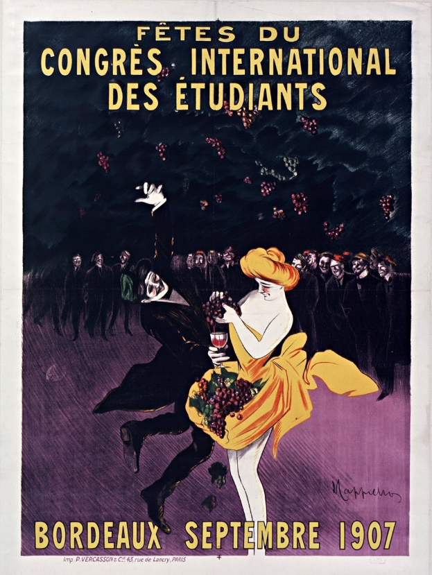 Plakat aus dem Jahr 1907 für eine Weinprobe in Bordeaux, Frankreich, das eine Frau in gelbem Kleid mit einem Weinglas zeigt, umgeben von einer Menge, mit Text, der das Event beschreibt.