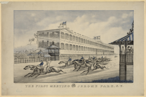 Eine Gruppe von Menschen, die auf Pferden vor einem Gebäude reitet, mit einem Zaun, Bäumen und einem Himmel im Hintergrund und einem Text unten, der 'Die erste Zusammenkunft auf Jerome Park, New York' lautet.