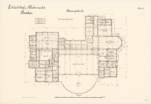 Ein detaillierter Grundrissplan des Schlosshofs des Obermacht-Gebäudes in Brooklyn, New York, zeigt mehrere Räume, Flure, Fenster, Türen und andere Merkmale mit begleitendem Text.