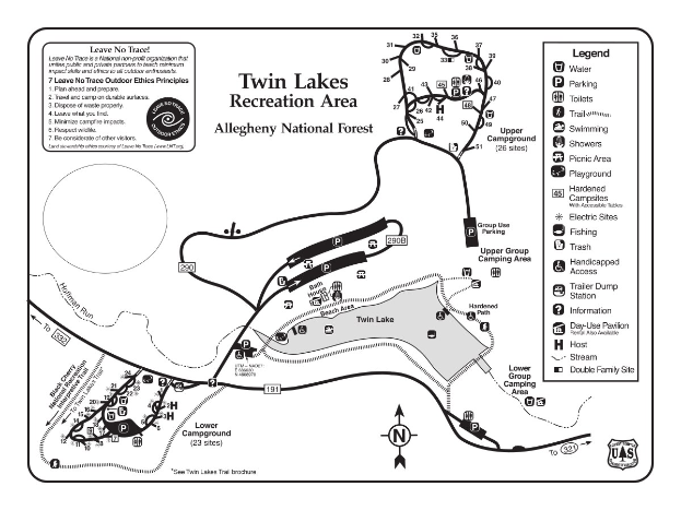 Detailierte Karte des Twin Lakes Recreation Area, die Wege, Sehenswürdigkeiten und Wegstrecken zeigt.